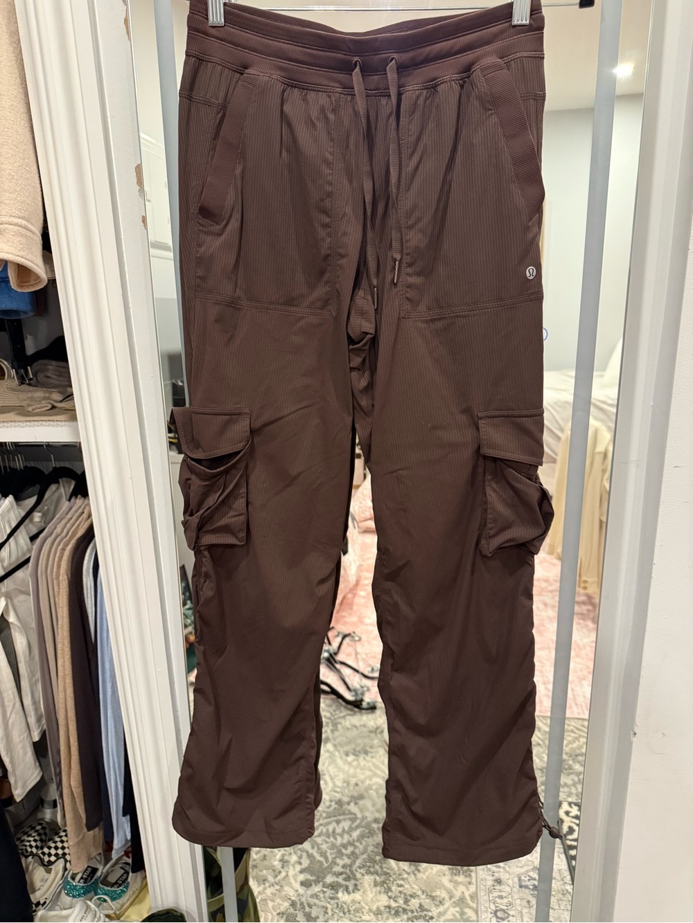 Lululemon Dance Studio Cargo Pants – Size S – Dark Brown – Relaxed Fit